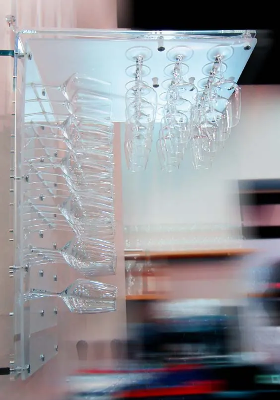 Angolo plexiglas glazenrek – Hoekglazenrek voor 50 glazen