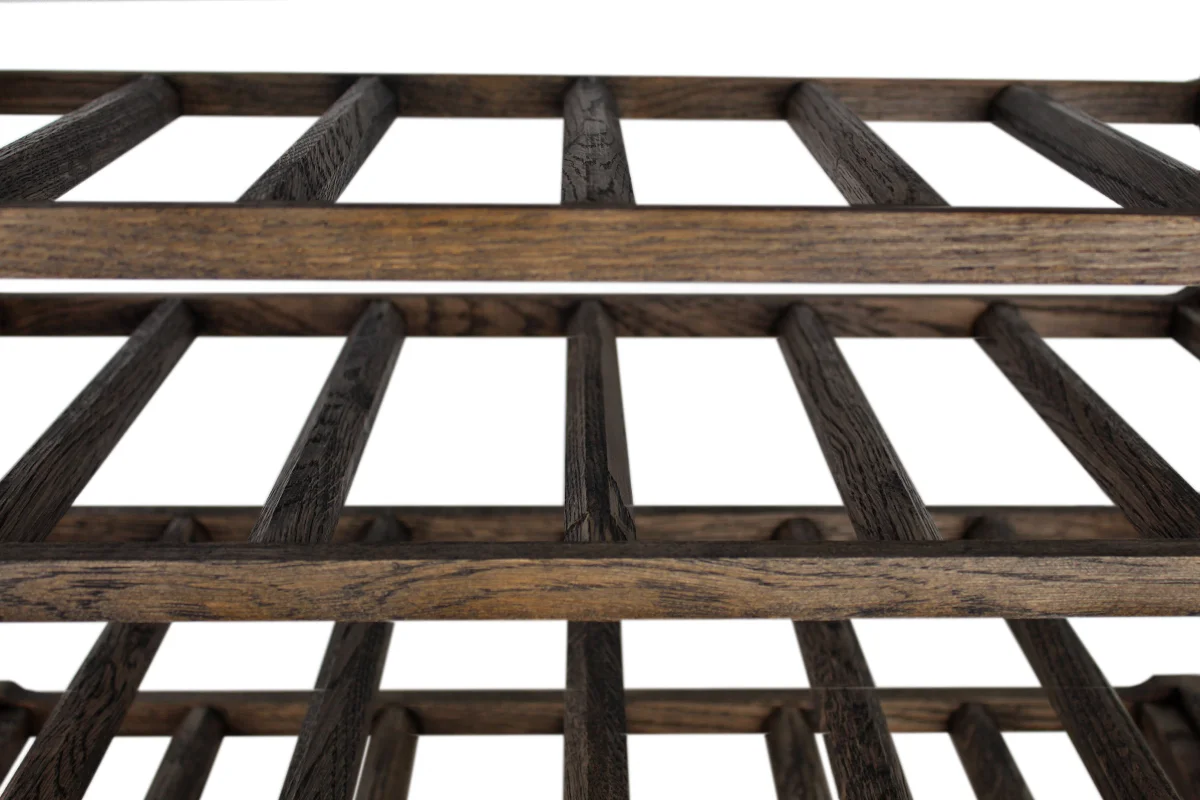 Donker eikenhouten wijnrek met uitschuifbare leggers